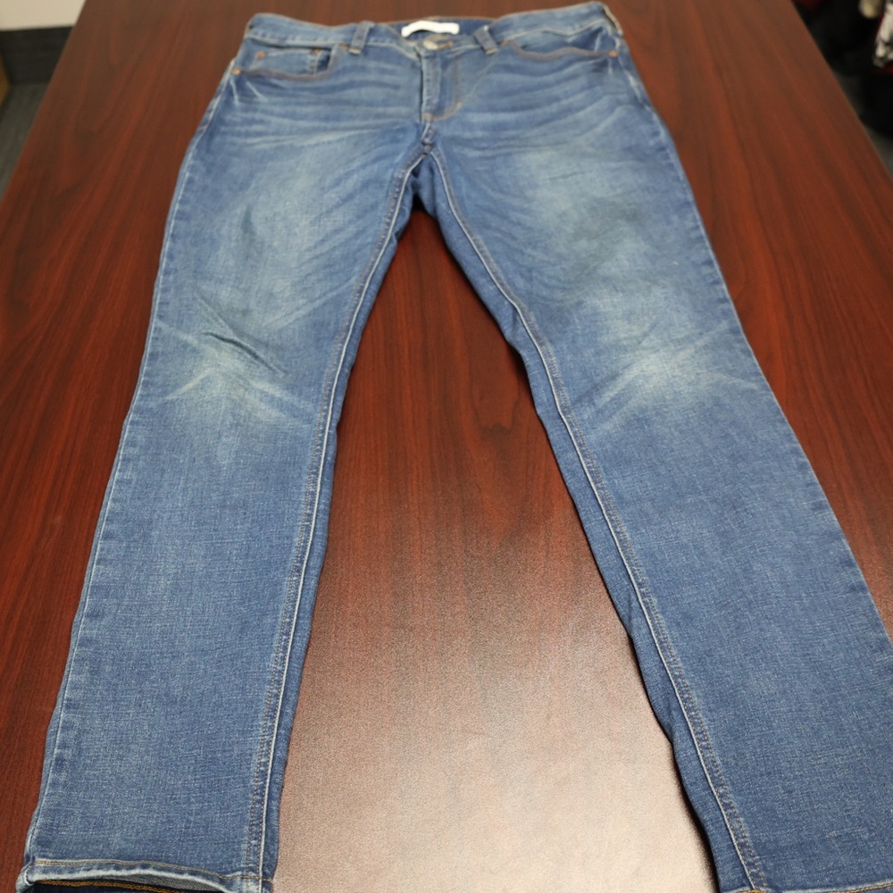 Stacked skinny blue Jeans